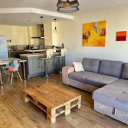 Vue Imprenable Sur La Mairie Apartment Vannes